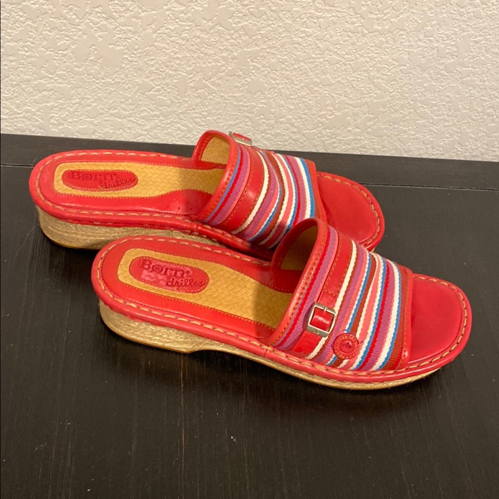 Born Women's Slide Sandals, coral/pink. Sz. 9.  EUC
